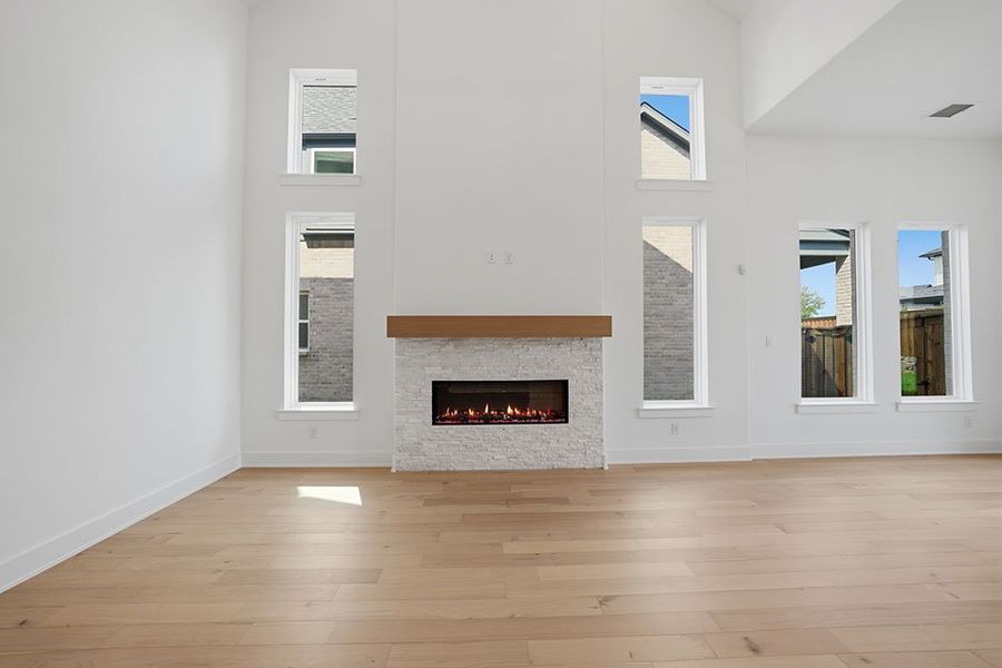 Spacious, unfurnished interior of a new home in Hillside Village, Celina (Image 20).
