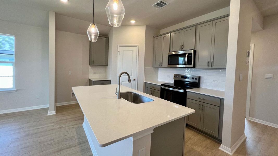 Furnished interior view inside a new home in Thunder Rock, Marble Falls (Image 10). Furnished interior view inside a new home in Thunder Rock, Marble Falls (Image 10).