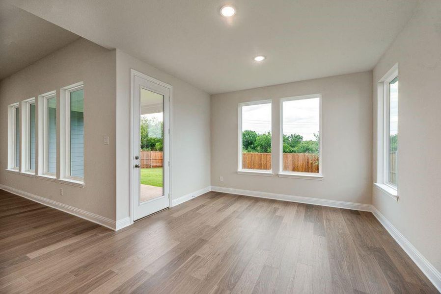 Spacious, unfurnished interior of a new home in Creekside of Crowley, Crowley (Image 28).