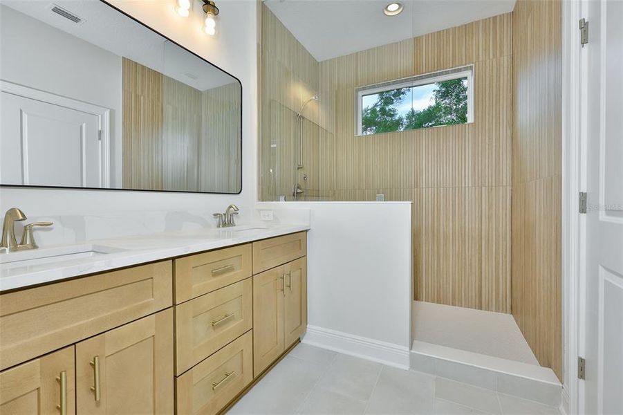 Furnished interior view inside a new home in , Tampa (Image 4).