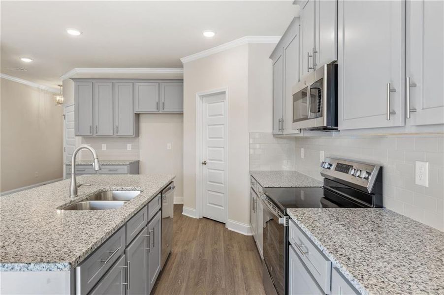 Furnished interior view inside a new home in Mulberry Summit, Flowery Branch (Image 11). Furnished interior view inside a new home in Mulberry Summit, Flowery Branch (Image 11).