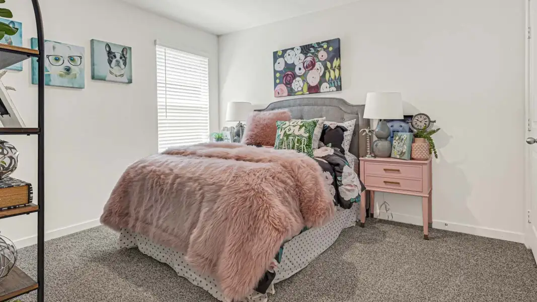 Furnished interior view inside a new home in Holly Ridge, Rosenberg (Image 26).
