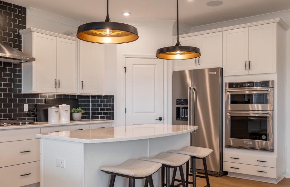 Spacious Kitchen with Island