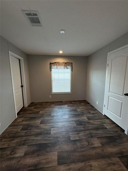 Spacious, unfurnished interior of a new home in , New Port Richey (Image 14).