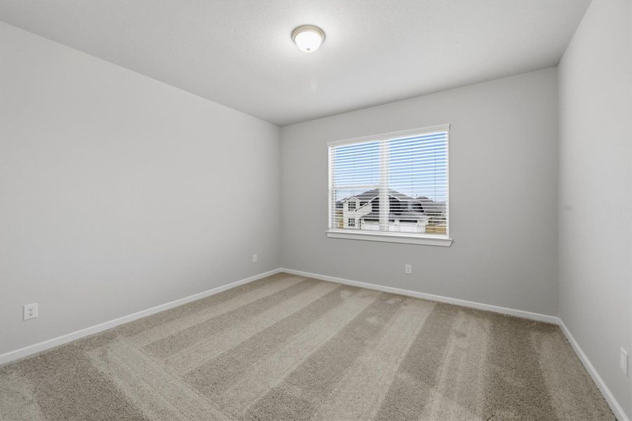 Spacious, unfurnished interior of a new home in Canterra Creek  60', Iowa Colony (Image 22).