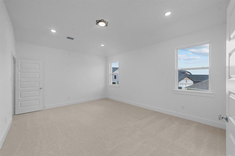 Spacious, unfurnished interior of a new home in , Frisco (Image 18). Spacious, unfurnished interior of a new home in , Frisco (Image 18).