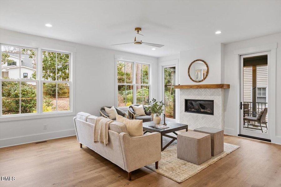 12-2305 Sprunt Ave [2811143]_12