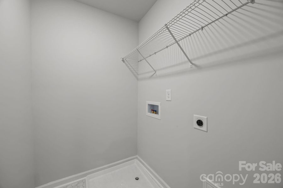 Spacious, unfurnished interior of a new home in Townes at Ribbon Walk, Charlotte (Image 12).