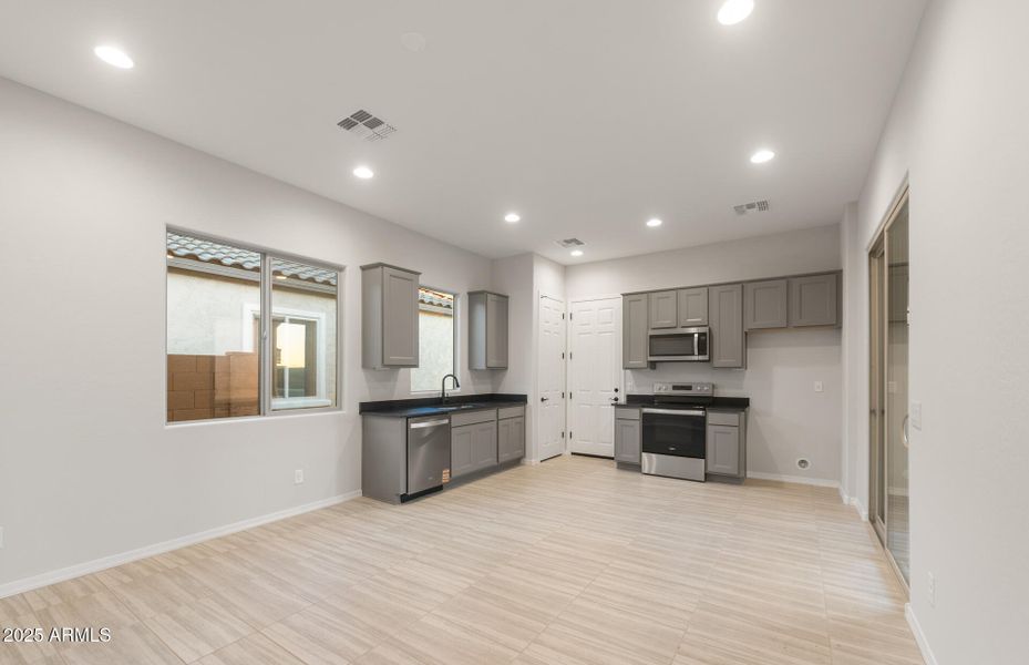 AllGen Living Room/Kitchen