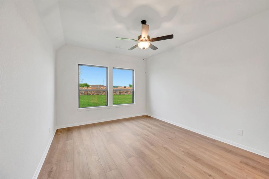 Spacious, unfurnished interior of a new home in Legacy - Retreat Collection, League City (Image 25). Spacious, unfurnished interior of a new home in Legacy - Retreat Collection, League City (Image 25).