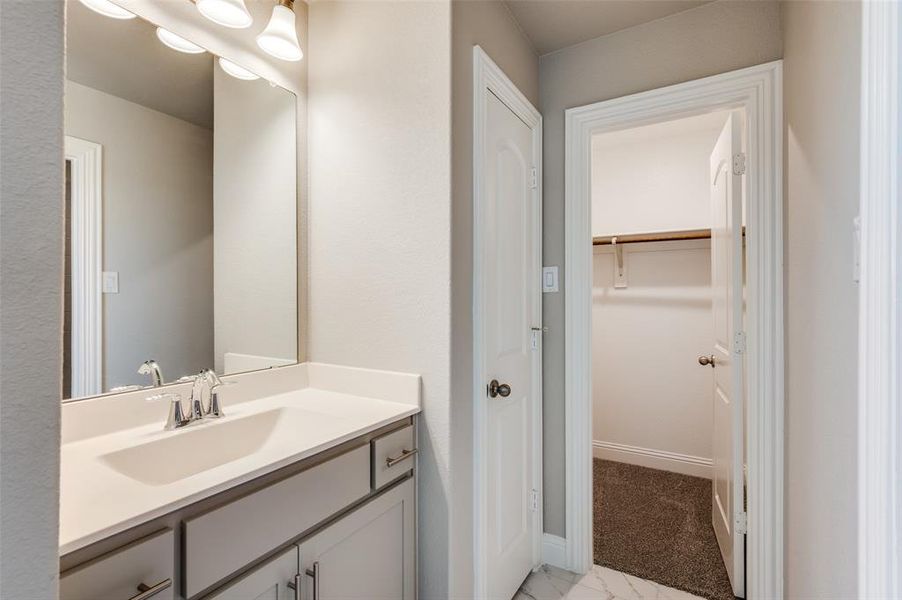 Furnished interior view inside a new home in , Mansfield (Image 5).