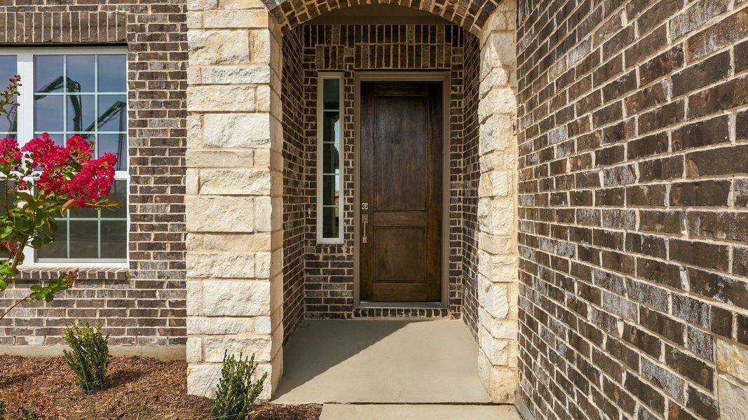 Exterior details and patio area of a home in Wildflower Ranch, Fort Worth (Image 22).