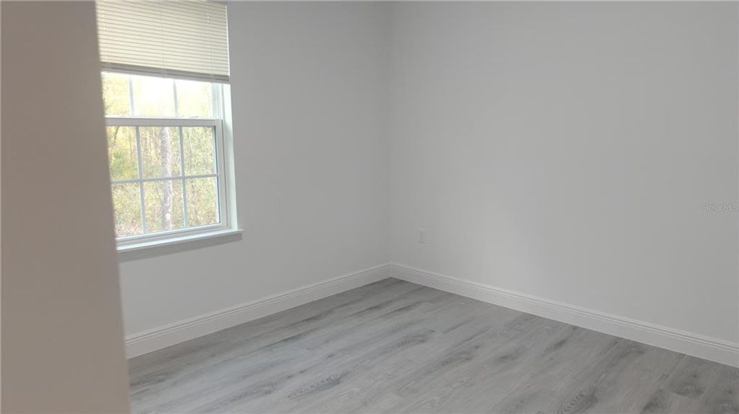 Spacious, unfurnished interior of a new home in , Ocala (Image 14).
