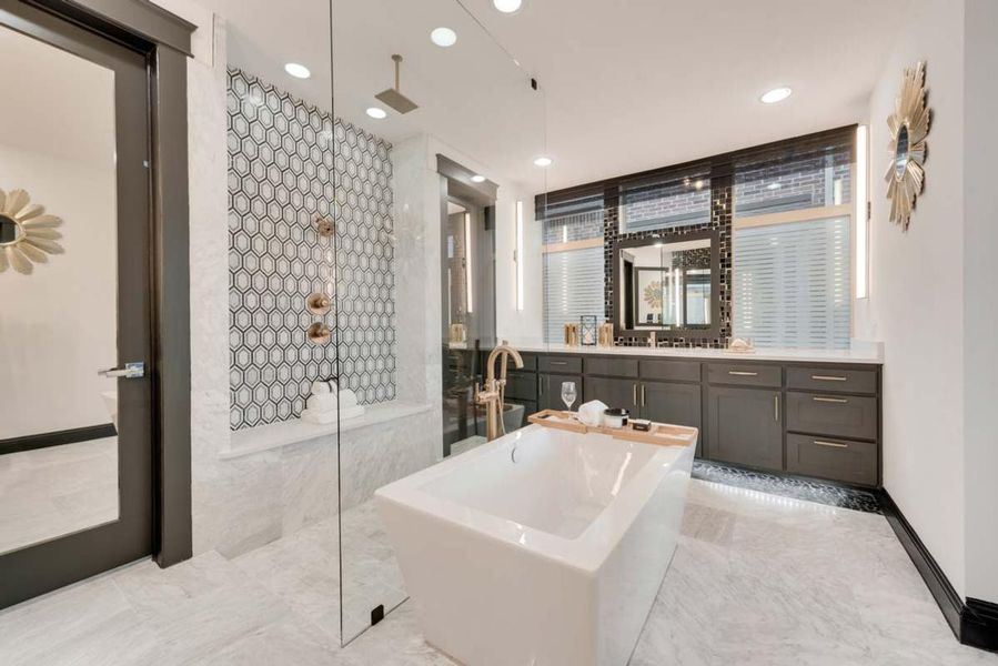 Representative furnished interior of a home built from the Lake Forest by Grand Homes in Grand Oaks, Celina (Image 14).