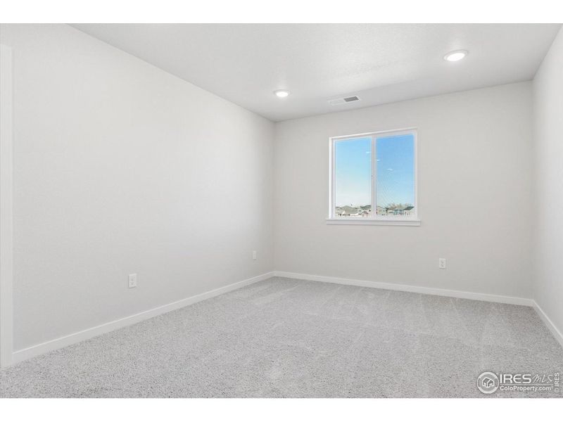 Spacious, unfurnished interior of a new home in Prairie Song, Windsor (Image 26).