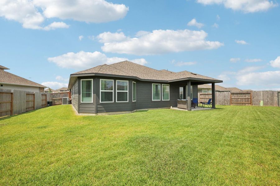 Image 36 of a home in Sundance Cove - Classic Series. Image 36 of a home in Sundance Cove - Classic Series.