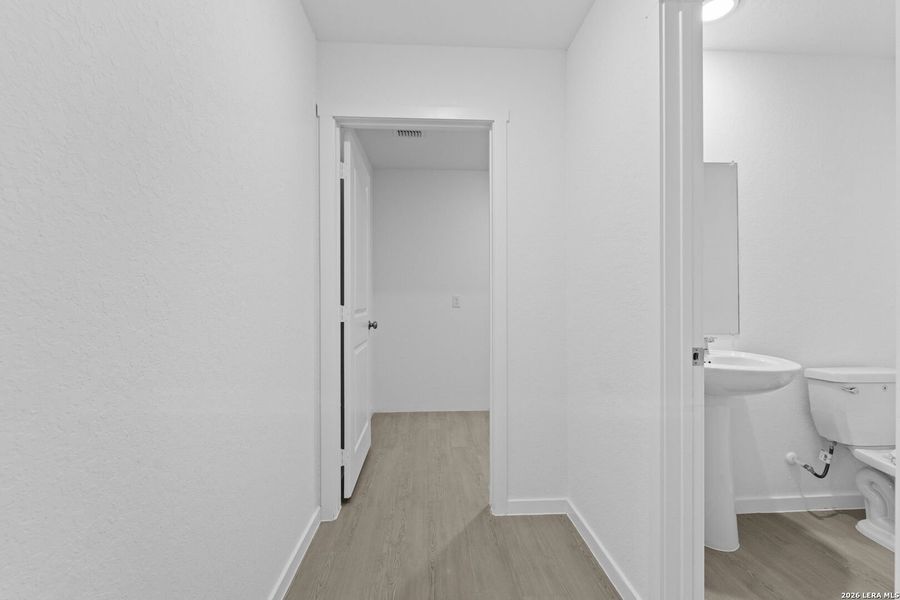 Spacious, unfurnished interior of a new home in Higdon Crossing, San Antonio (Image 34). Spacious, unfurnished interior of a new home in Higdon Crossing, San Antonio (Image 34).