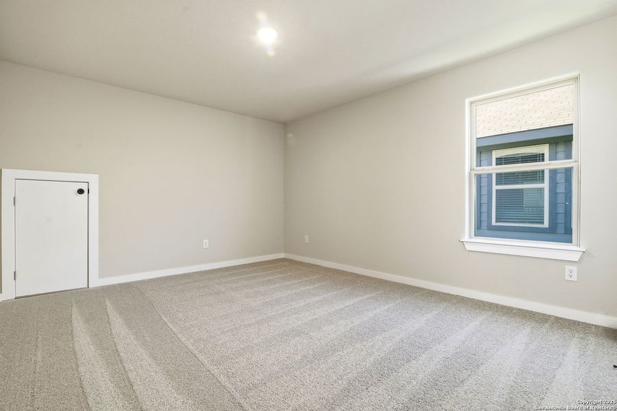 Spacious, unfurnished interior of a new home in Morgan Meadows, San Antonio (Image 43). Spacious, unfurnished interior of a new home in Morgan Meadows, San Antonio (Image 43).