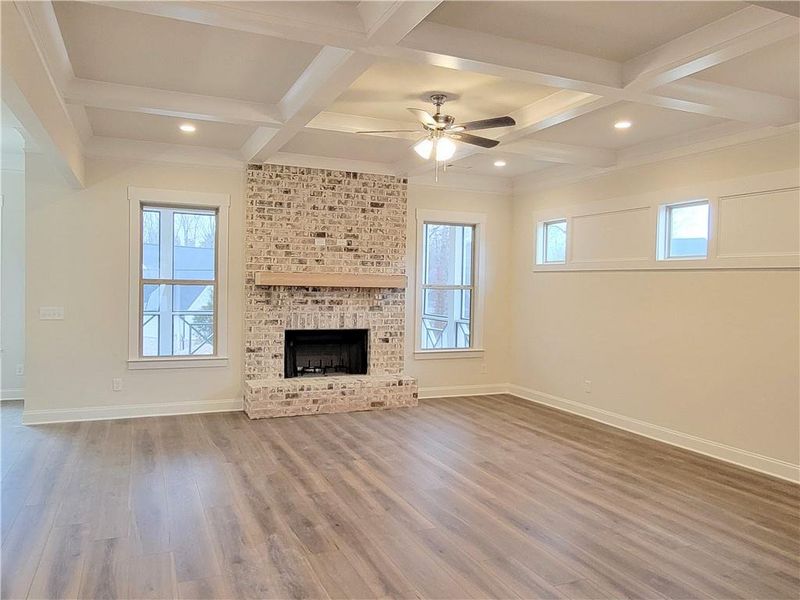 Spacious, unfurnished interior of a new home in , Jefferson (Image 28).