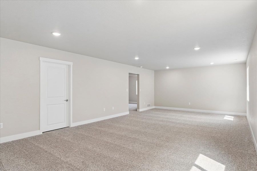 Spacious, unfurnished interior of a new home in Ridge at Lorson Ranch, Colorado Springs (Image 20). Spacious, unfurnished interior of a new home in Ridge at Lorson Ranch, Colorado Springs (Image 20).