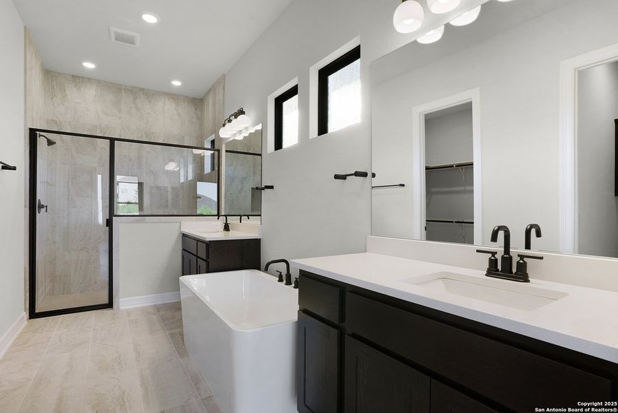 Furnished interior view inside a new home in Nolte Farms, Seguin (Image 4).