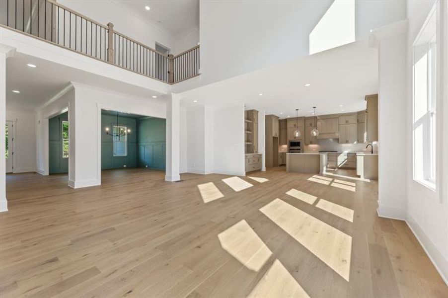 Spacious, unfurnished interior of a new home in White Post on Lake Lanier, Gainesville (Image 16).