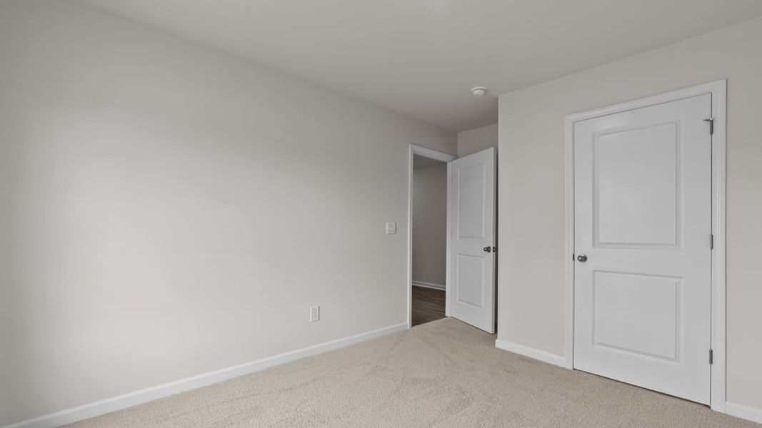 Spacious, unfurnished interior of a new home in Aspen Place, Thomasville (Image 11).