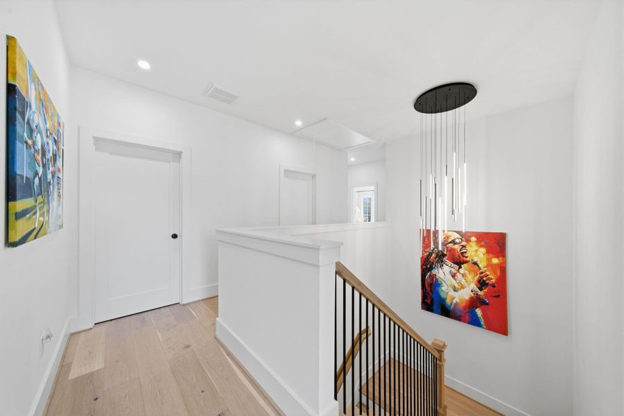 Landing area upon reaching the 2nd floor. Landing area upon reaching the 2nd floor.