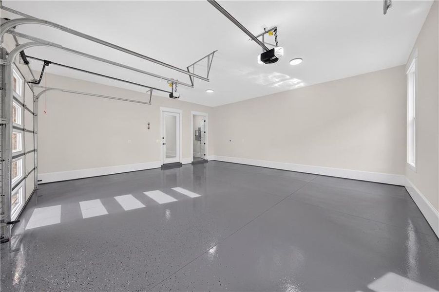 Spacious, unfurnished interior of a new home in , Monroe (Image 69).