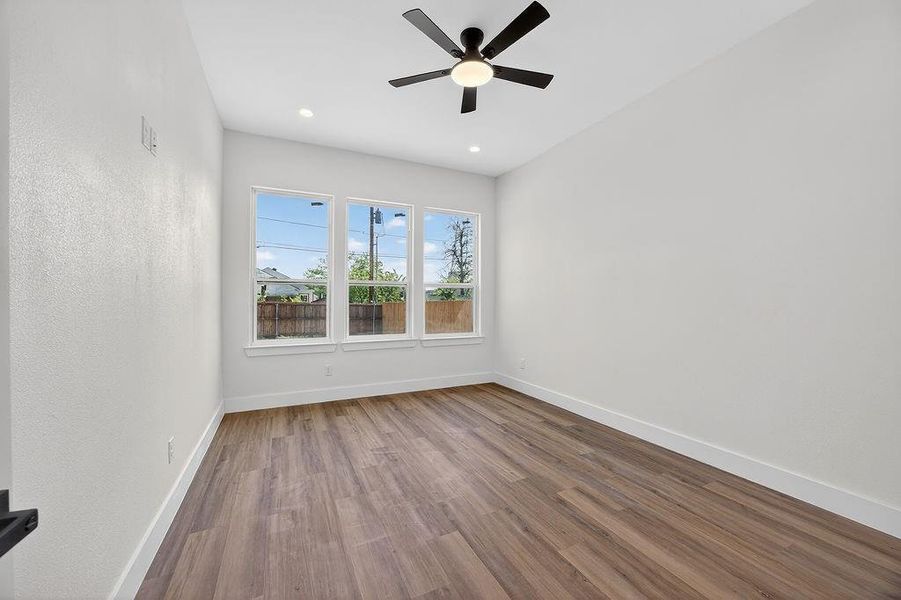 Spacious, unfurnished interior of a new home in , Fort Worth (Image 36).