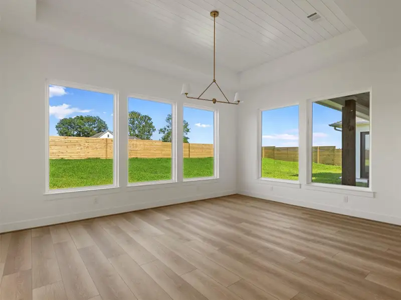 Spacious, unfurnished interior of a new home in , Smithville (Image 16).