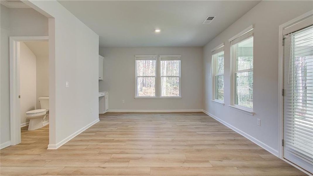 Spacious, unfurnished interior of a new home in Trinity Park, McDonough (Image 18).