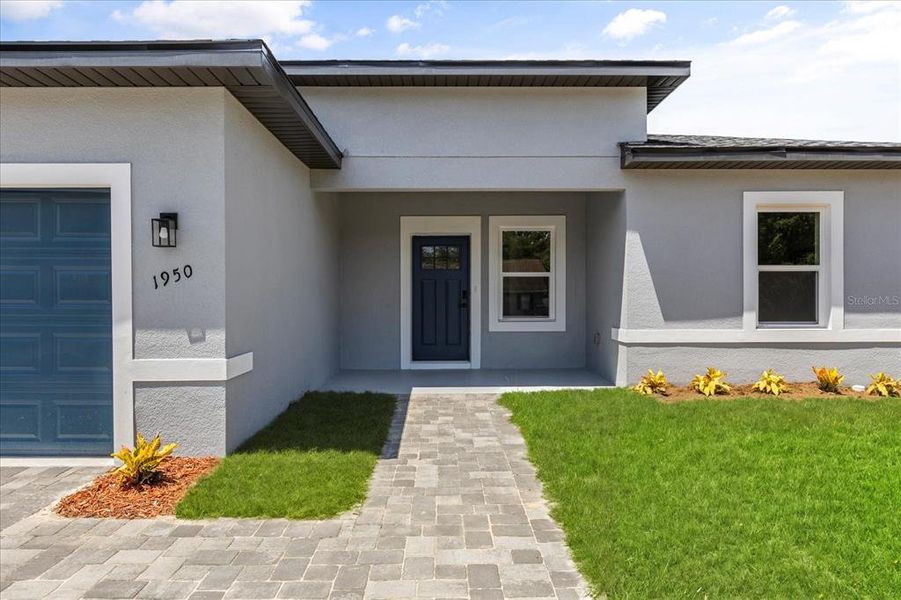 Exterior details and patio area of a home in , Ocala (Image 3). Exterior details and patio area of a home in , Ocala (Image 3).