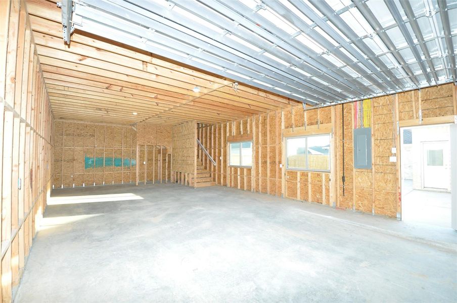 In-progress construction of a new home in , League City, TX (Image 34).