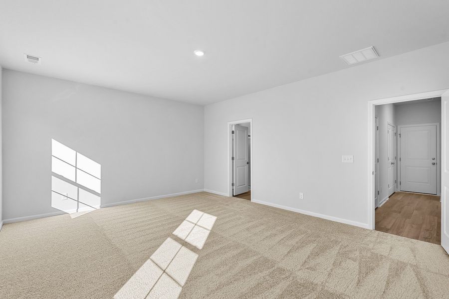 Spacious, unfurnished interior of a new home in Fieldstone, Lexington (Image 28). Spacious, unfurnished interior of a new home in Fieldstone, Lexington (Image 28).