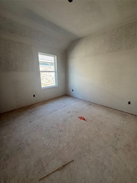 Spacious, unfurnished interior of a new home in Berry Creek Highlands, Georgetown (Image 10).