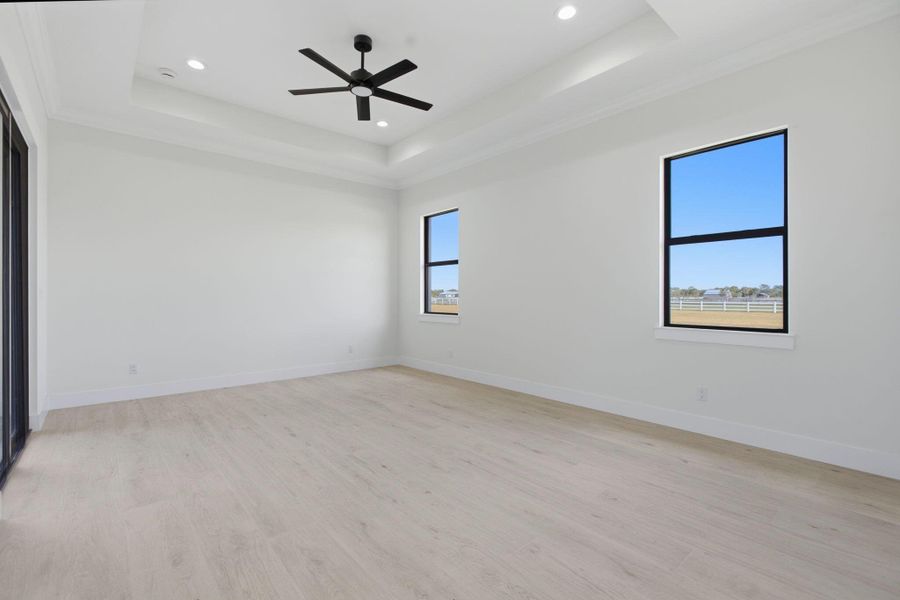 Spacious, unfurnished interior of a new home in , Fort Pierce (Image 36).