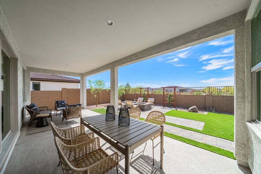 Representative furnished interior of a home built from the Sedona by Taylor Morrison in Ovation at Meridian 55+, Queen Creek (Image 29). Representative furnished interior of a home built from the Sedona by Taylor Morrison in Ovation at Meridian 55+, Queen Creek (Image 29).