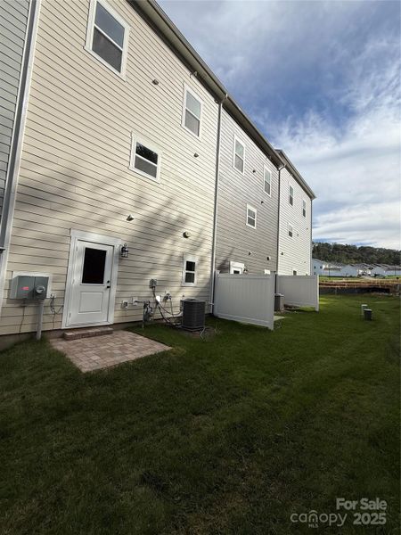 Image 35 of a home in . Image 35 of a home in .