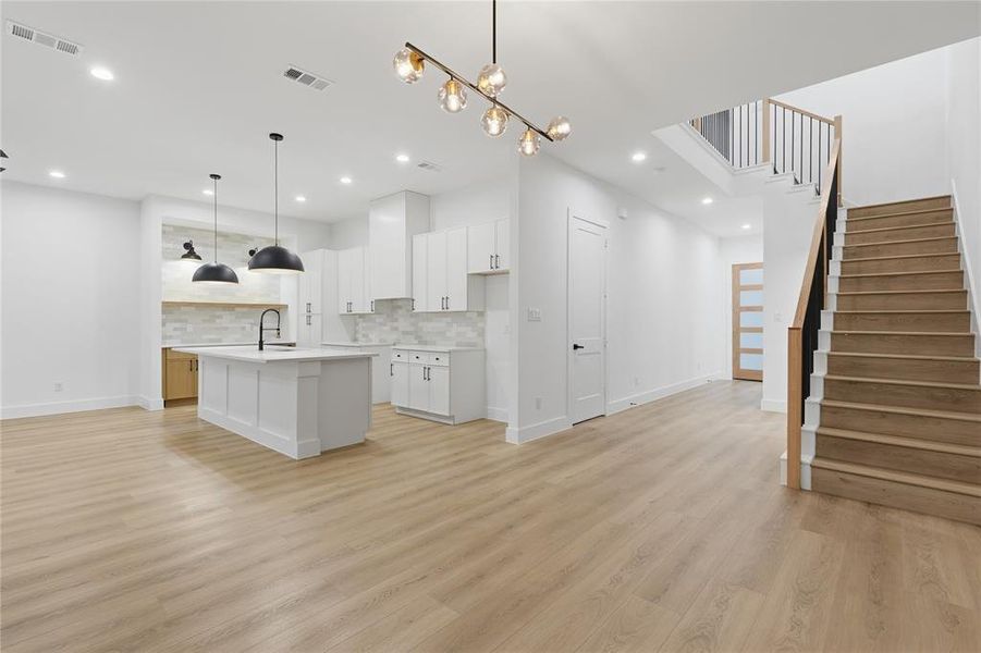 Image 25 of a home in .