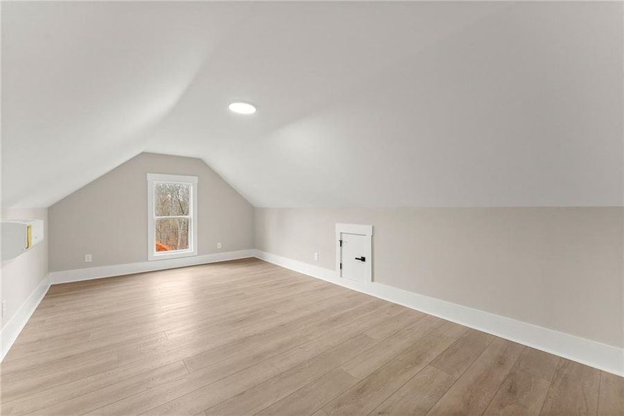 Spacious, unfurnished interior of a new home in , Clarkesville (Image 24).