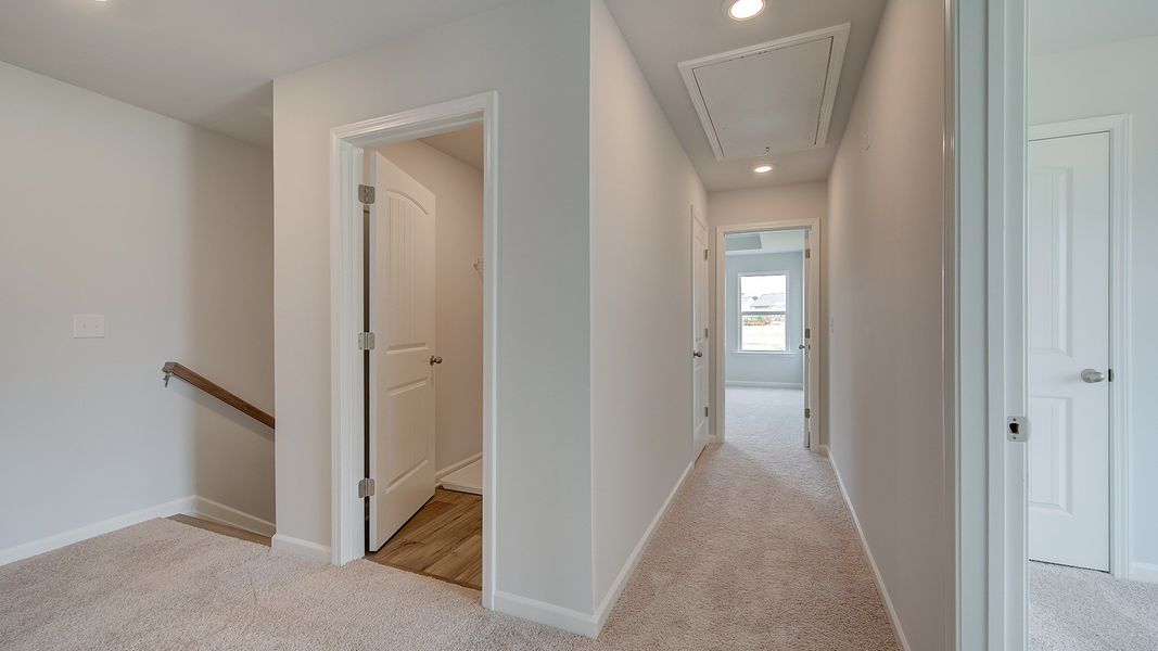 Spacious, unfurnished interior of a new home in Langley Overlook, Loganville (Image 21).