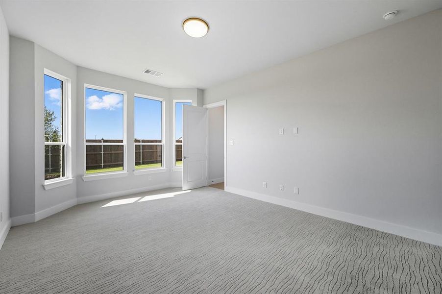 Spacious, unfurnished interior of a new home in Trinity Falls, McKinney (Image 14). Spacious, unfurnished interior of a new home in Trinity Falls, McKinney (Image 14).