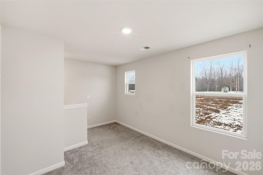 Spacious, unfurnished interior of a new home in , Shelby (Image 18).