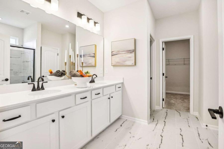 Furnished interior view inside a new home in Cobblestone Crossing Commons, Warner Robins (Image 23).