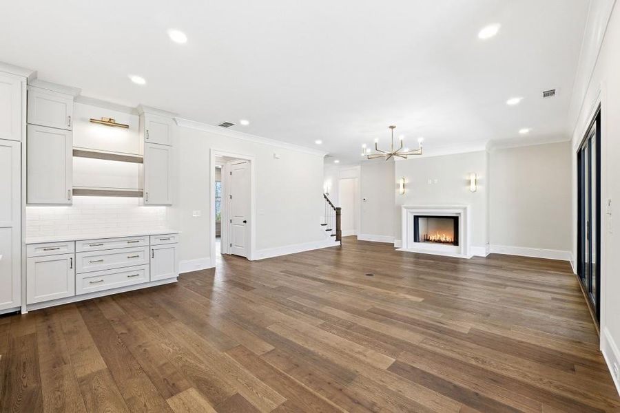 Spacious, unfurnished interior of a new home in , Marietta (Image 23).