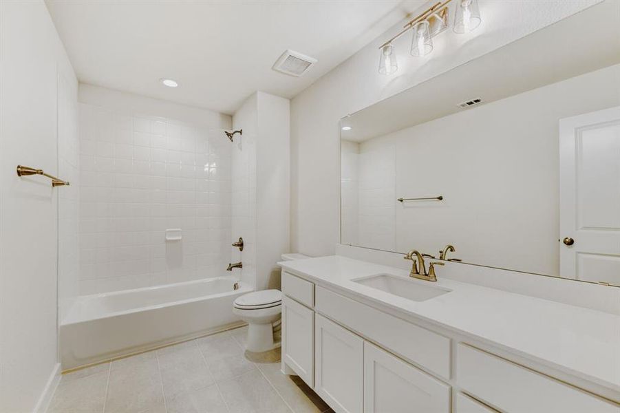 Furnished interior view inside a new home in Wellington, Fort Worth (Image 11). Furnished interior view inside a new home in Wellington, Fort Worth (Image 11).