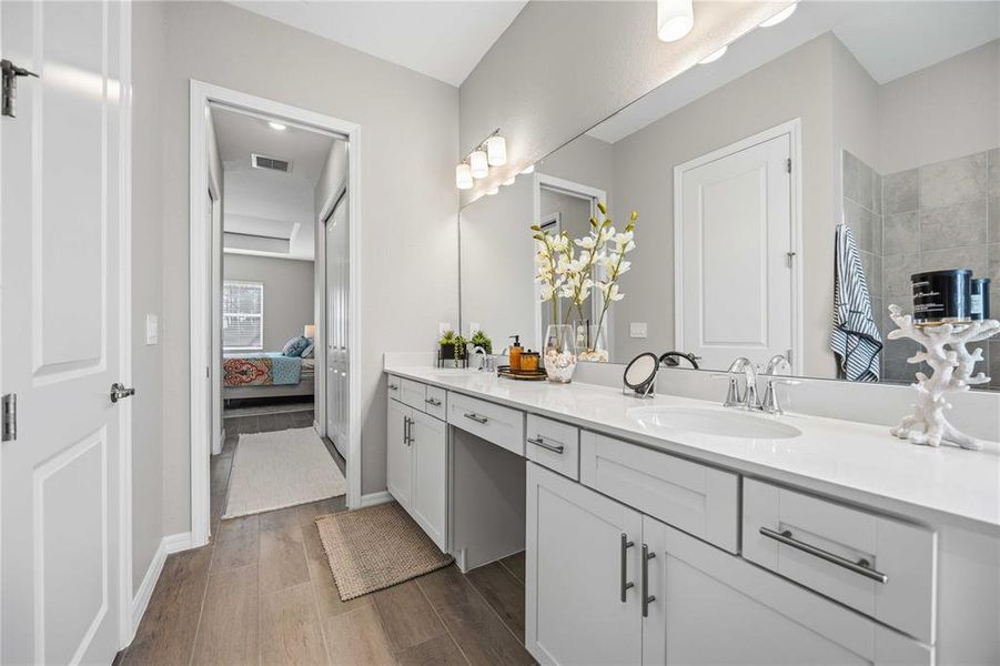 Furnished interior view inside a new home in Wellen Park Golf & Country Club, Venice (Image 9).