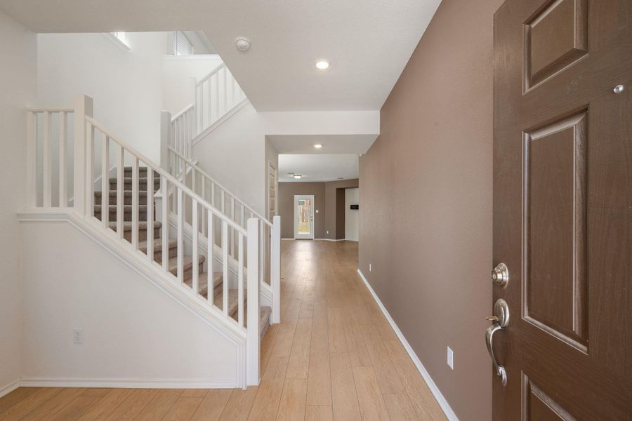 Spacious, unfurnished interior of a new home in , Round Rock (Image 15). Spacious, unfurnished interior of a new home in , Round Rock (Image 15).