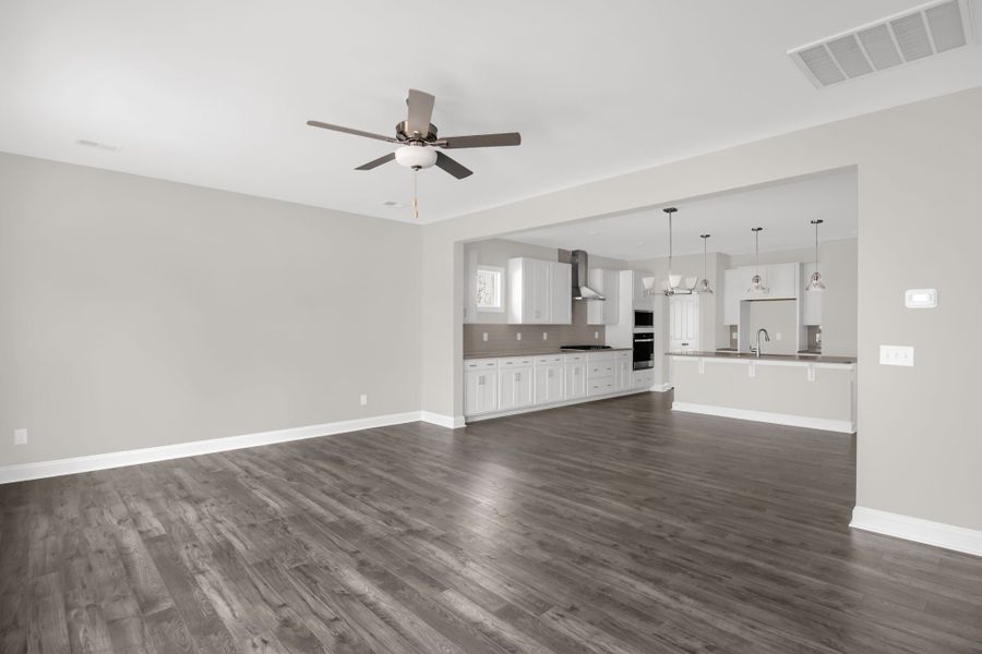 4br New Home in Kernersville, NC.  - Slide 16